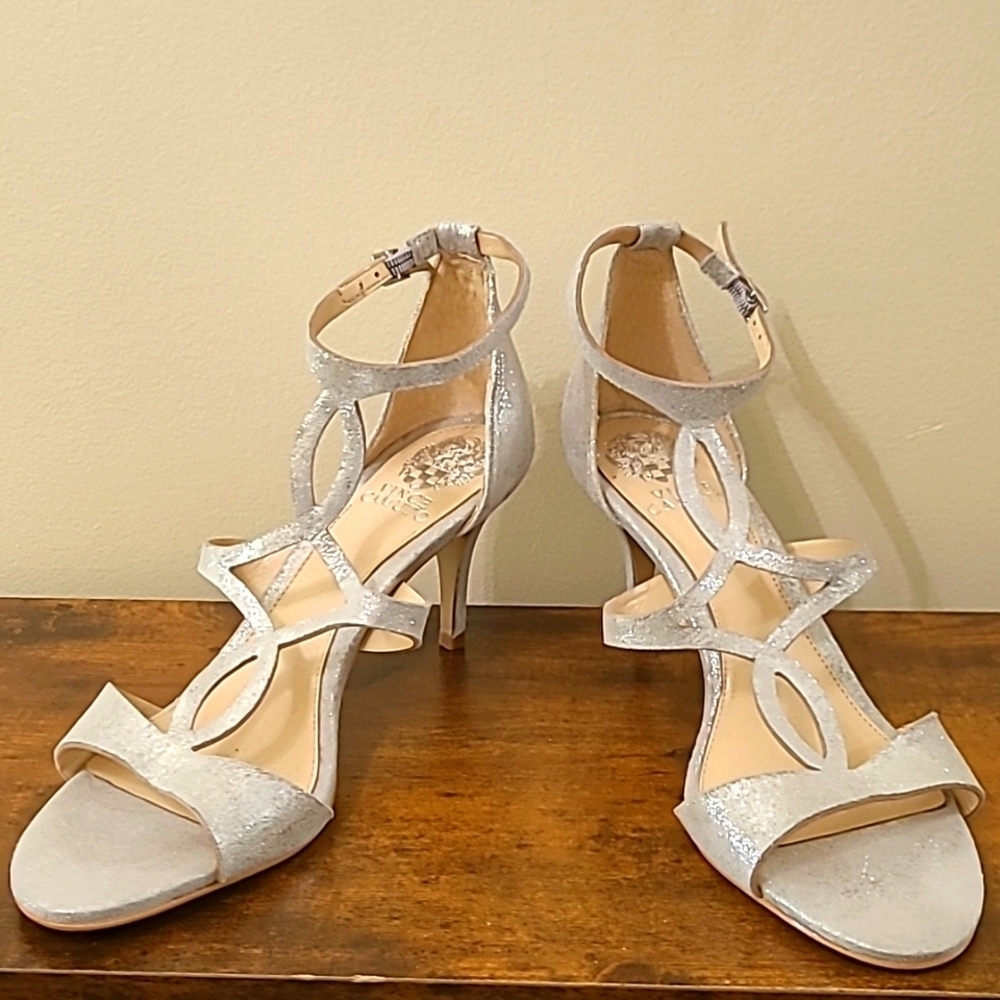 Vince Camuto women's Payto silver heeled sandals size 9